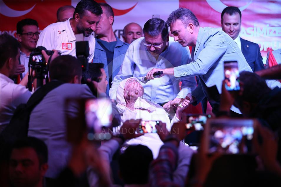Sanat ve Spor Dünyası FETÖ Darbesine karşı Kızılay'da
