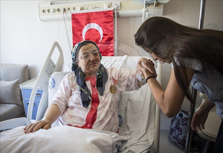 "15 Temmuz gazileri"ne çocuklardan "madalya"