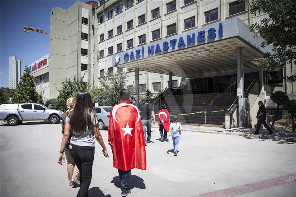 "15 Temmuz gazileri"ne çocuklardan "madalya"
