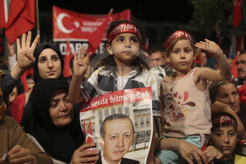 FETÖ'nün darbe girişimine tepkiler