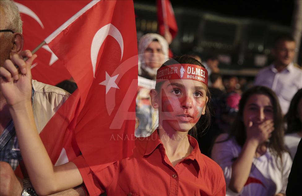 FETÖ'nün darbe girişimine tepkiler
