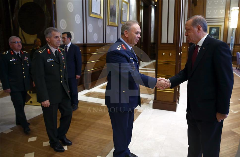 Cumhurbaşkanı Erdoğan, Genelkurmay Başkanı Akar'ı kabul etti