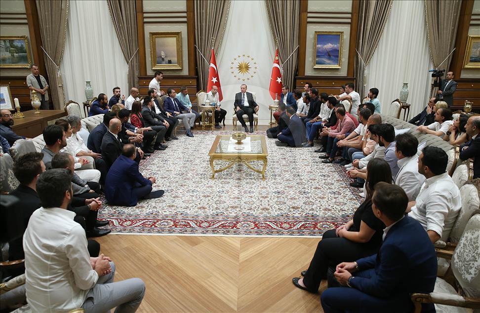 FETÖ'nün darbe girişimine tepkiler