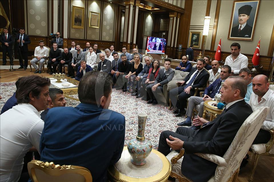 FETÖ'nün darbe girişimine tepkiler