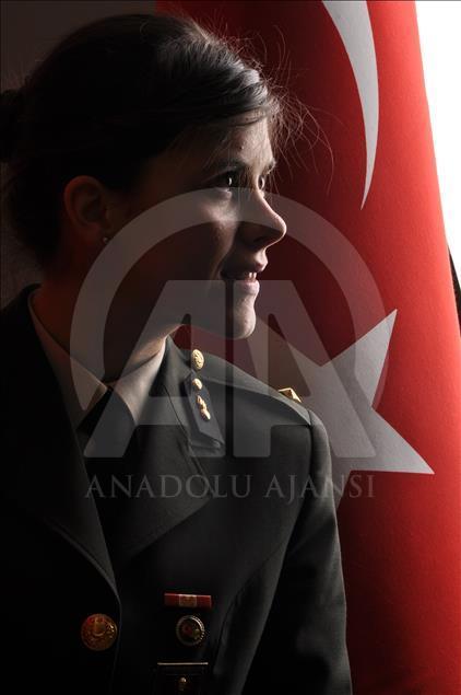 "Üniformalarımı ağlaya ağlaya teslim ettim"