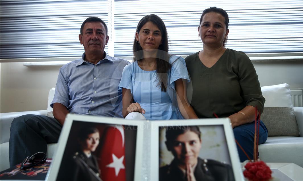 "Üniformalarımı ağlaya ağlaya teslim ettim"