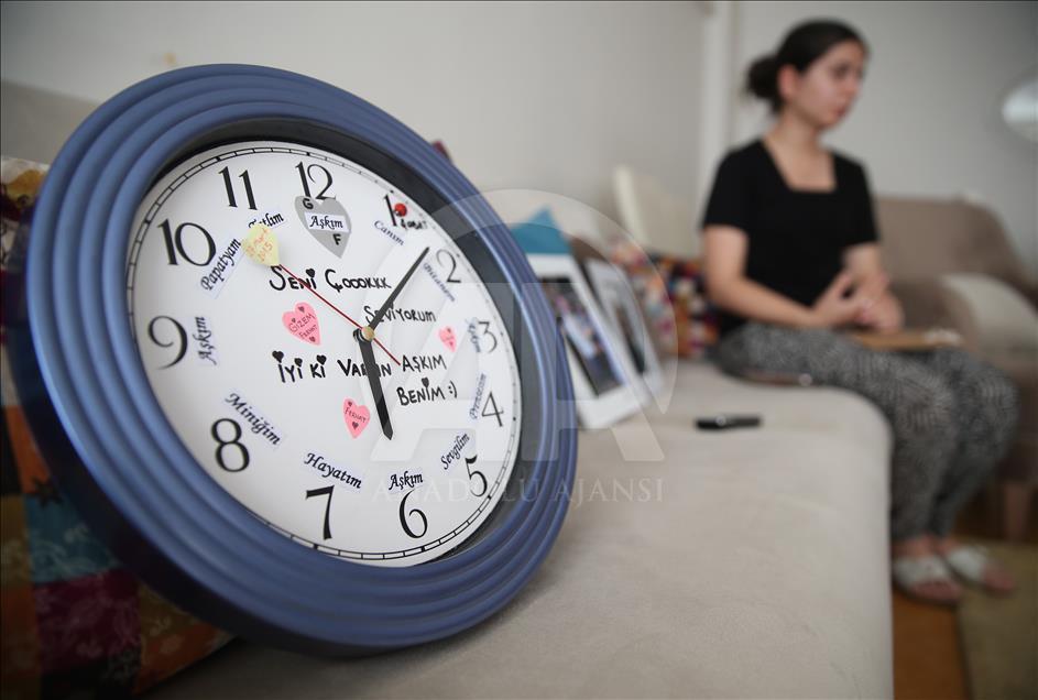 "Saç telimi, saatimi, elbise parçamı saklıyordu"