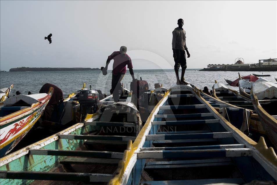 Dakar'da "Sioumbediom" balık pazarı