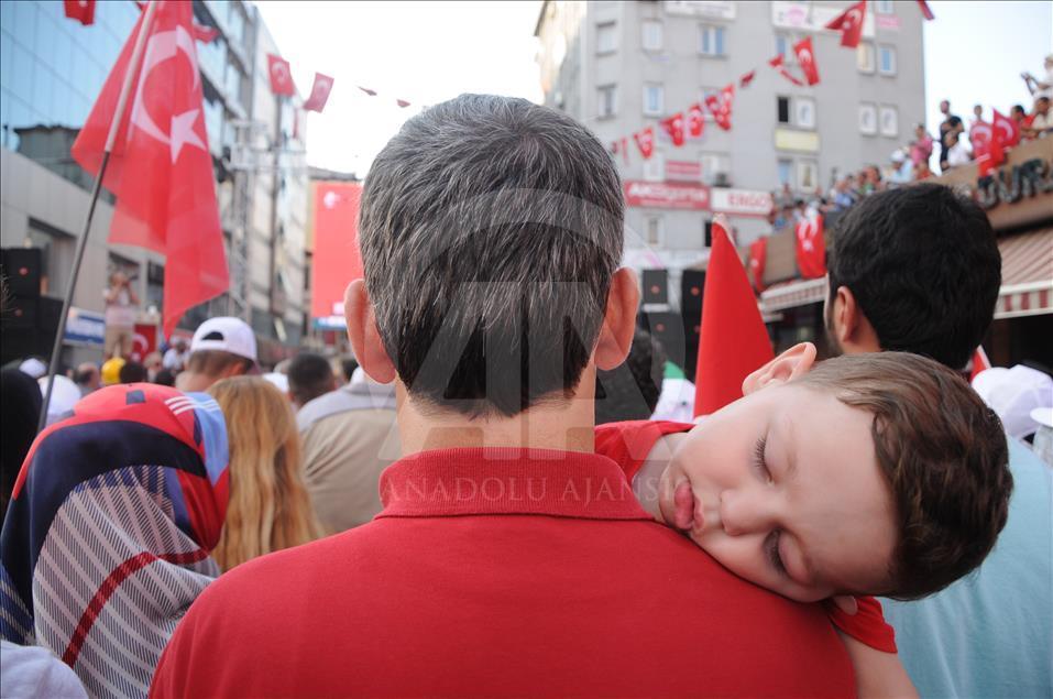 Zonguldak’ta "Demokrasi ve Şehitler Mitingi"