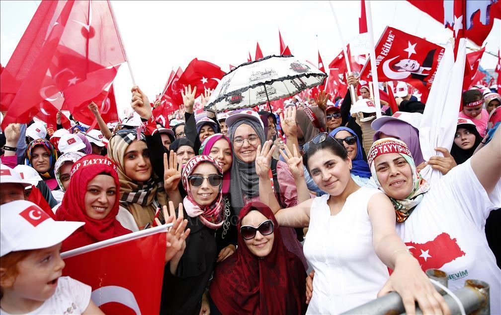 Milyonlar Yenikapı'daki Miting Alanında - Anadolu Ajansı