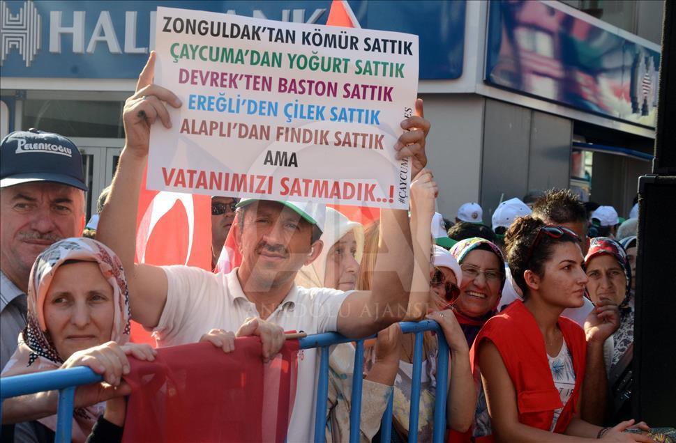 Demokrasi ve Şehitler Mitingi