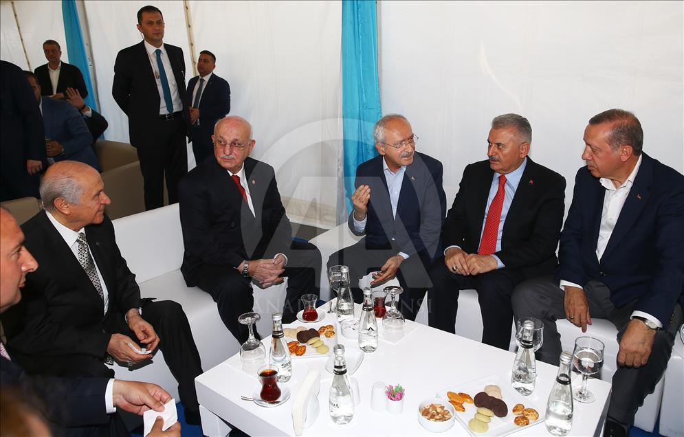 "Demokrasi ve Şehitler Mitingi"