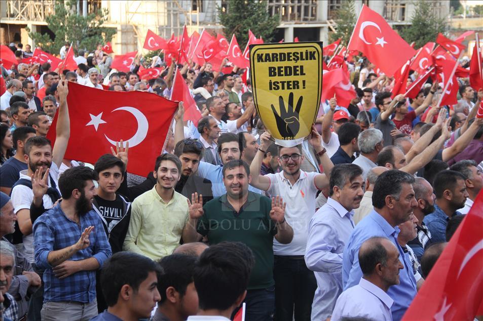 "Demokrasi ve Şehitler Mitingi"