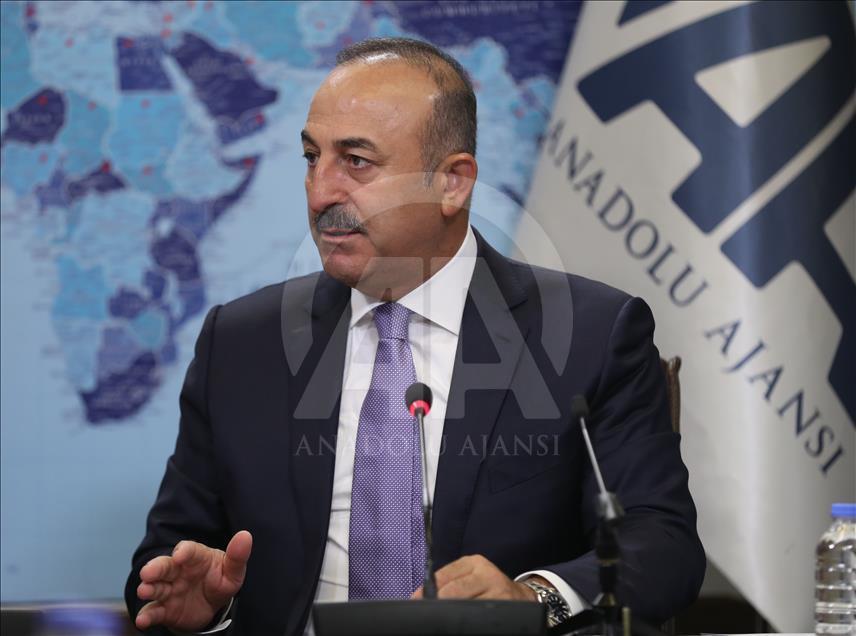 Dışişleri Bakanı Mevlüt Çavuşoğlu AA Editör Masası'nda