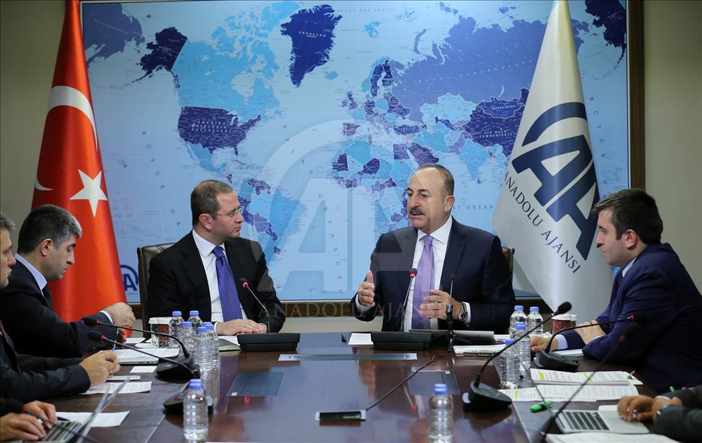 Dışişleri Bakanı Mevlüt Çavuşoğlu AA Editör Masası'nda