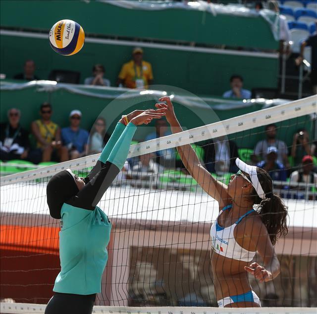 Egypt’s hijab-wearing volleyballer raises eyebrows in Rio
