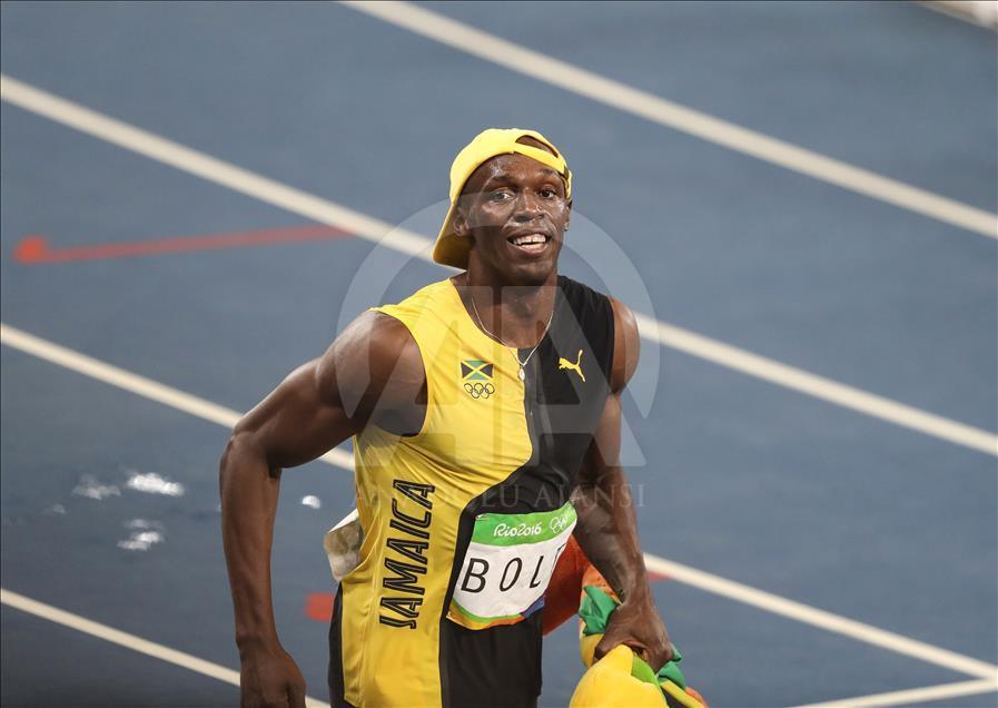 Historike, Bolt fiton medaljen e artë të tretë olimpike në 100 metra