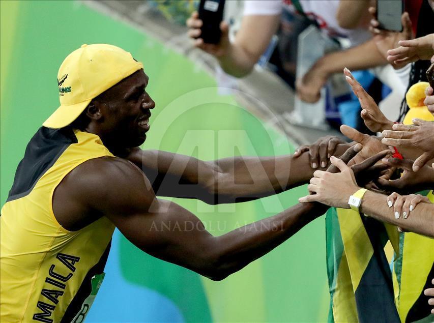 Historike, Bolt fiton medaljen e artë të tretë olimpike në 100 metra