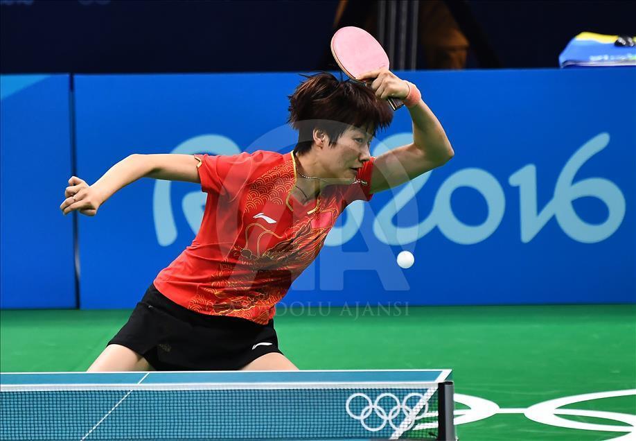 Çinli sporcular Güney Koreli rakipleri ile mücadele etti