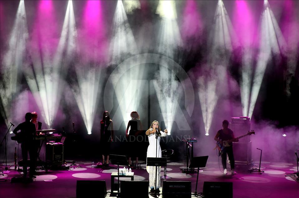 Eurovision Şarkı Yarışması birincisi Kırımlı sanatçı Jamala