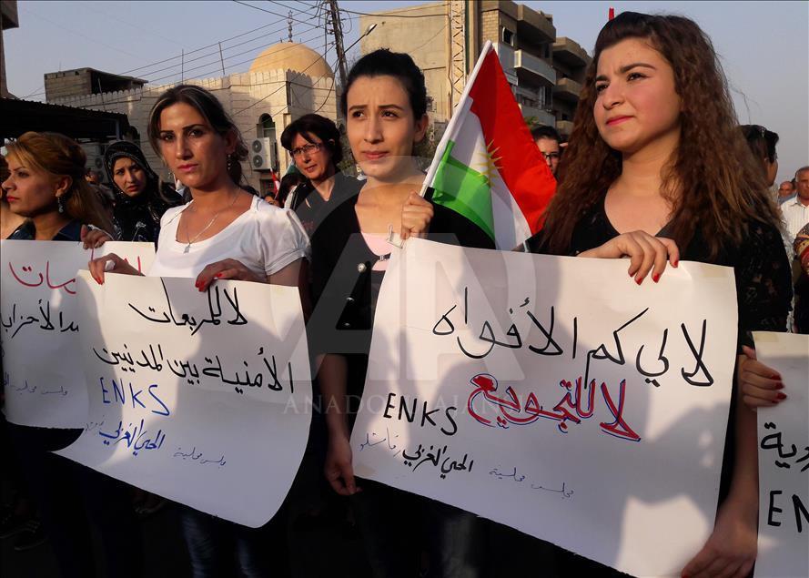 Kamışlı'da Kürtler PYD'yi protesto etti