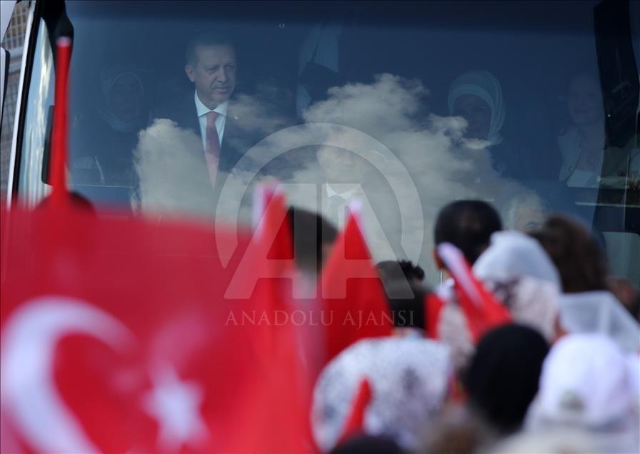 Turkey unveils 3rd Bosphorus bridge