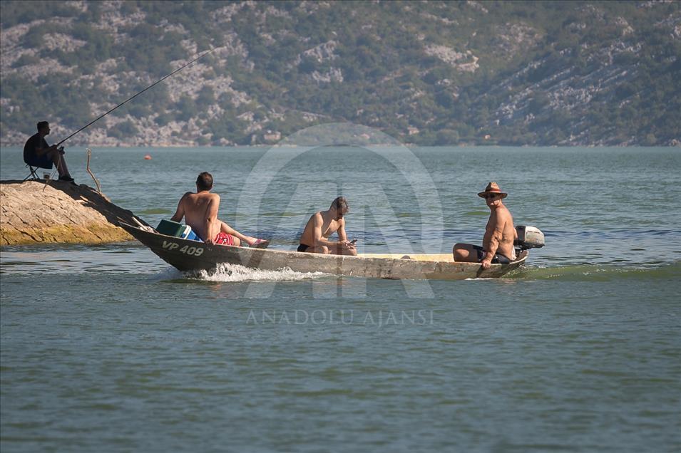 Skadarsko jezero, najveće na Balkanu: Prirodni rezervat rijetkih ptica i riba, kudravi pelikan zaštitni znak jezera