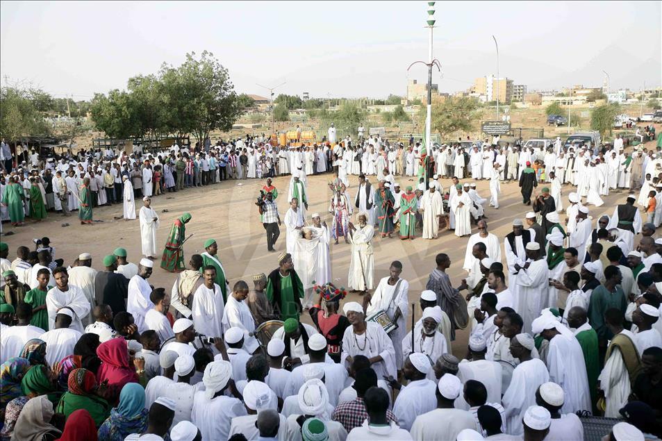 Sudan'da Sufilerin zikir halkası
