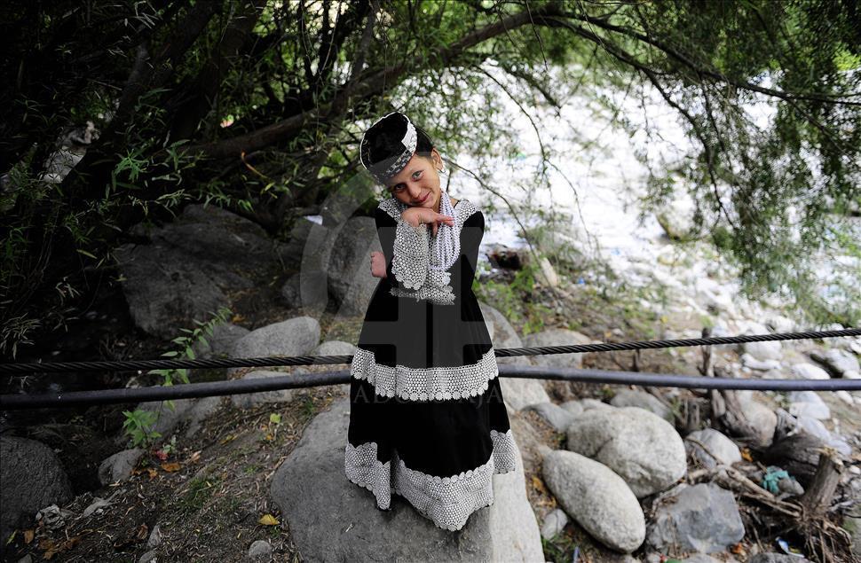 Čuvarice tradicije u Pakistanu: Žene iz naroda Kalash koji vjeruje da je potomak Aleksandra Velikog