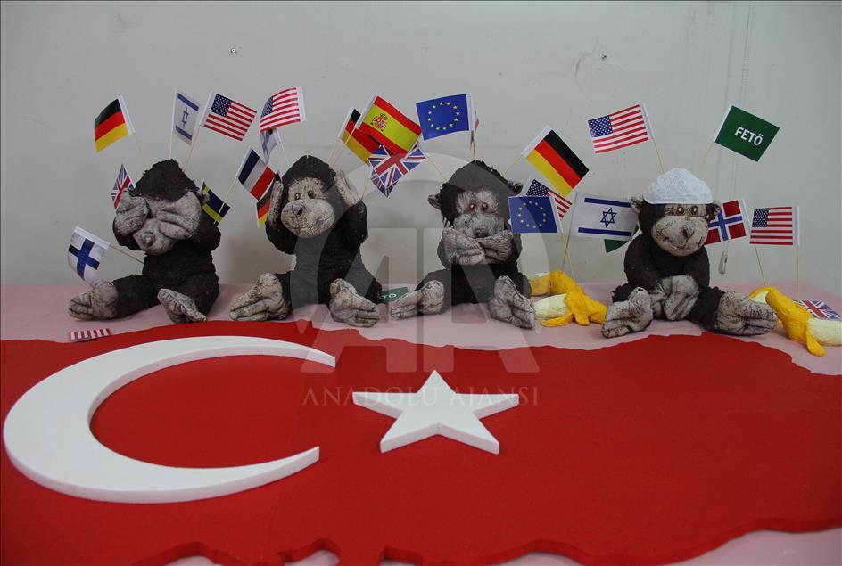 FETÖ "Dört maymun" sergisinde