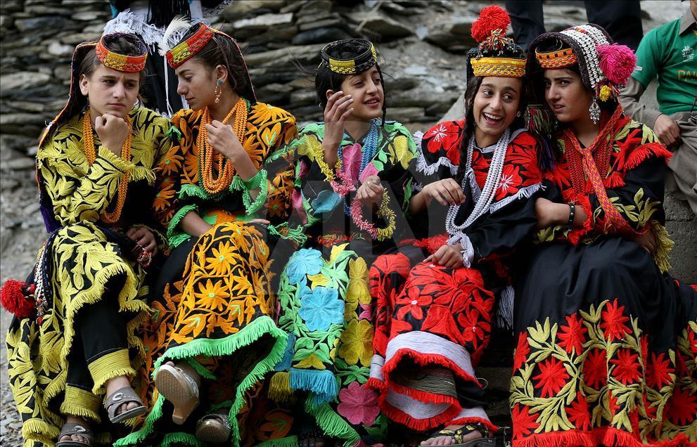 Čuvarice tradicije u Pakistanu: Žene iz naroda Kalash koji vjeruje da je potomak Aleksandra Velikog