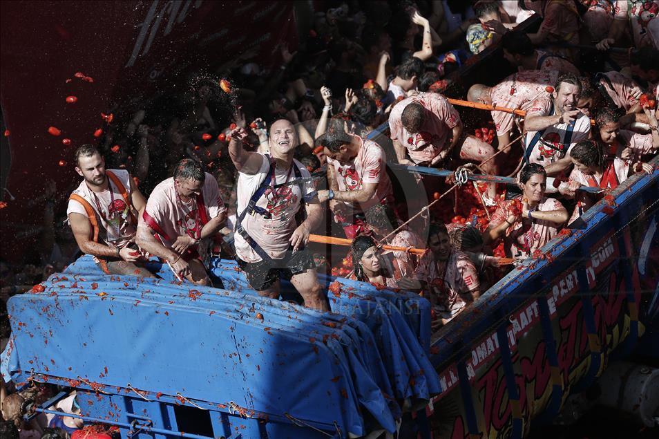 La Tomatina Festivali