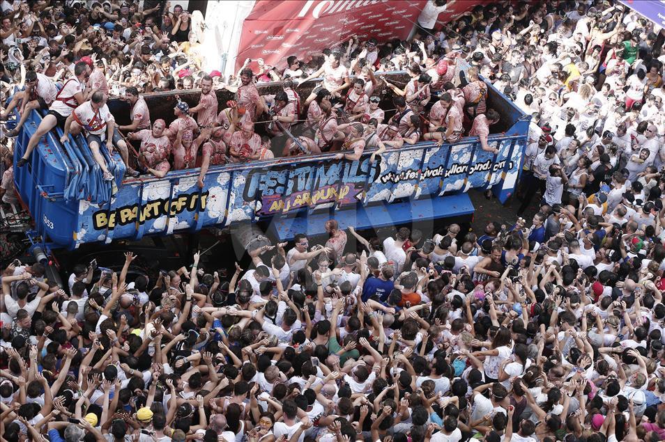 La Tomatina Festivali