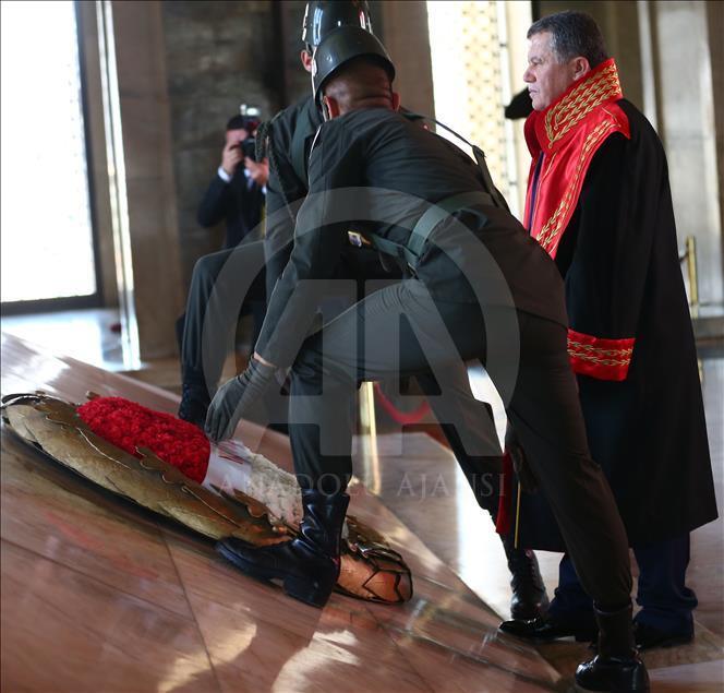 Yargıtay üyeleri Anıtkabir'i ziyaret etti.