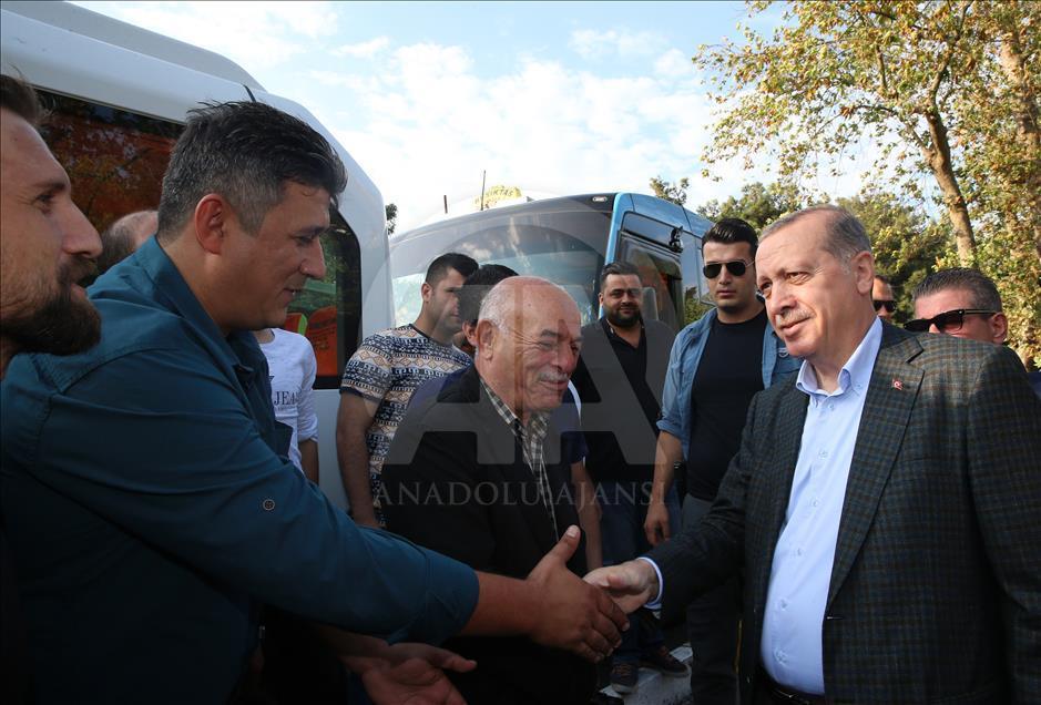 Cumhurbaşkanı Erdoğan bayram namazını İstanbul'da kıldı