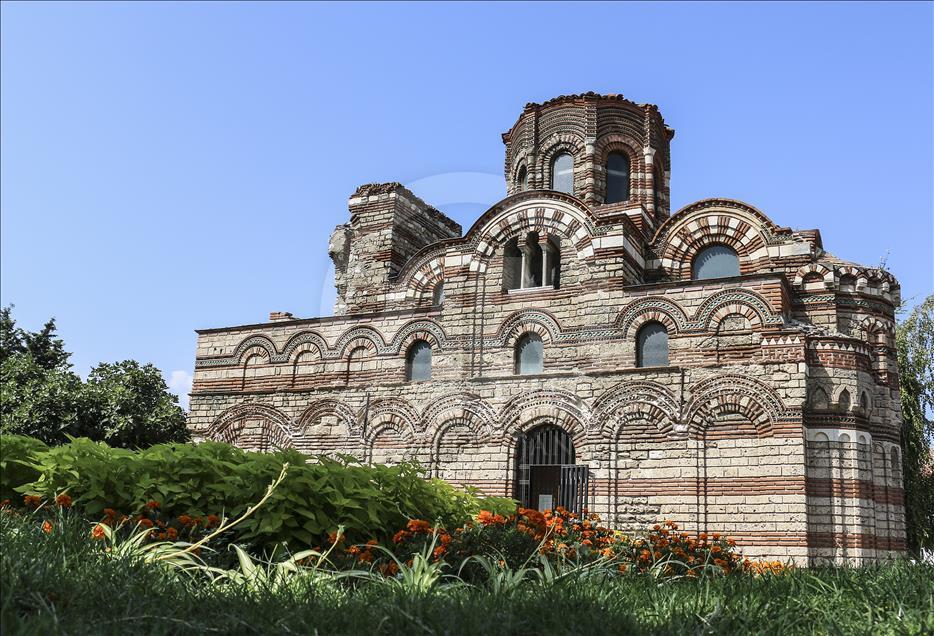 Modern yaşamla tarihin buluştuğu belde: Nessebar
