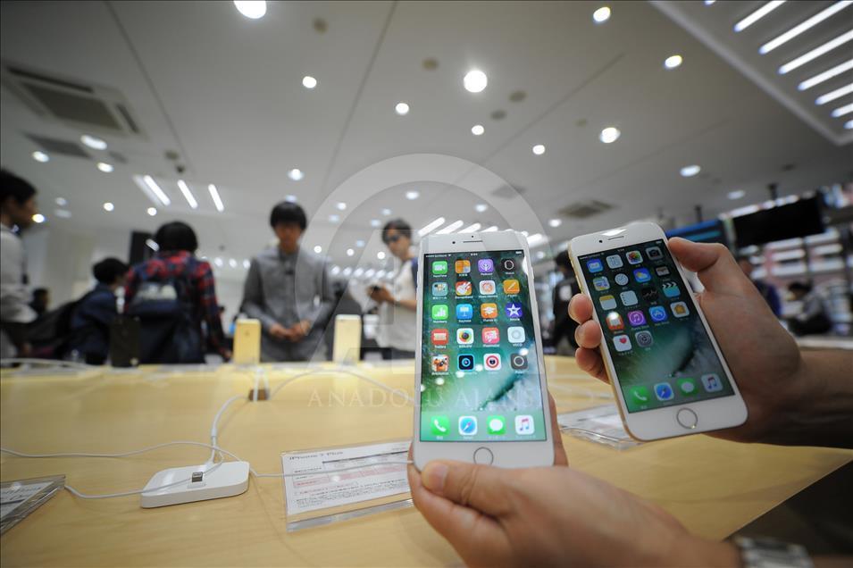Apple'ın yeni iPhone modelleri Japonya'da