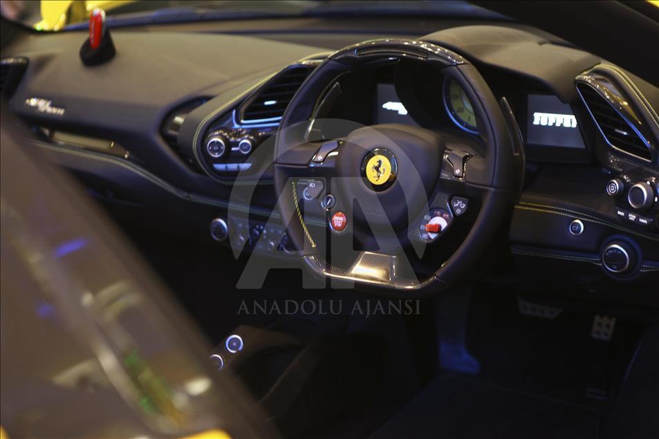 Ferrari 488 Spider Endonezya'da tanıtıldı