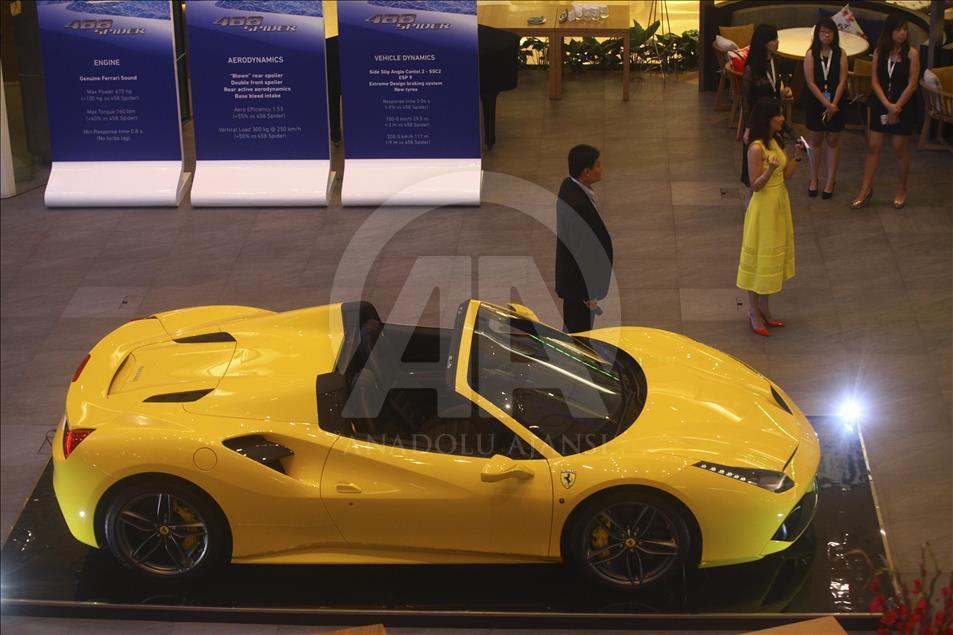 Ferrari 488 Spider Endonezya'da tanıtıldı