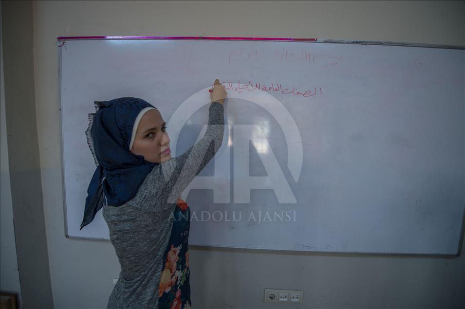Syrian students go to school in Turkey's Sanliurfa