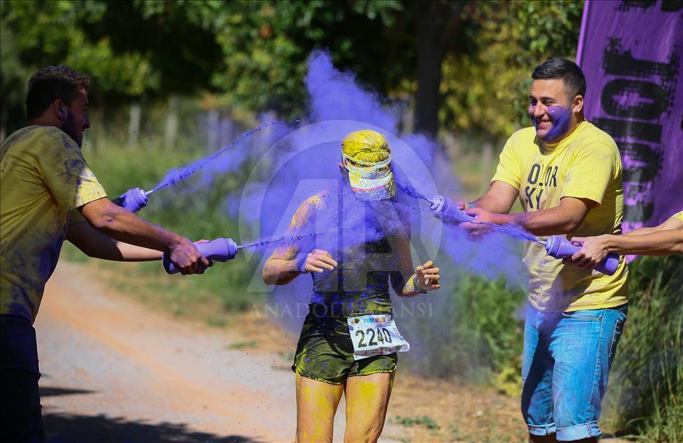 Color Sky 5K running fest in Izmir