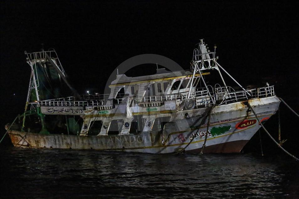 Akdeniz'de batan göçmen teknesi çıkarıldı