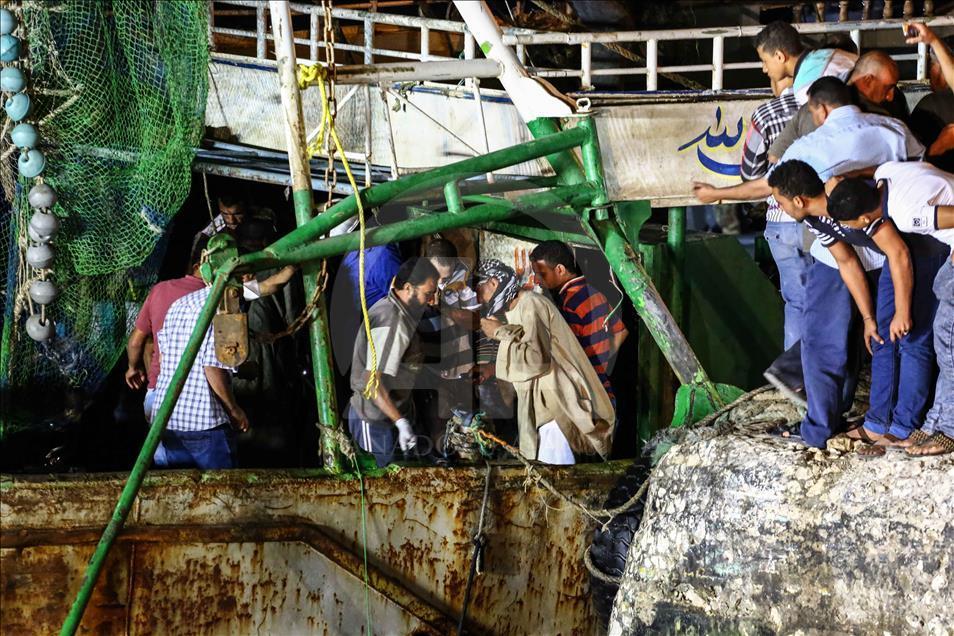 Akdeniz'de batan göçmen teknesi çıkarıldı