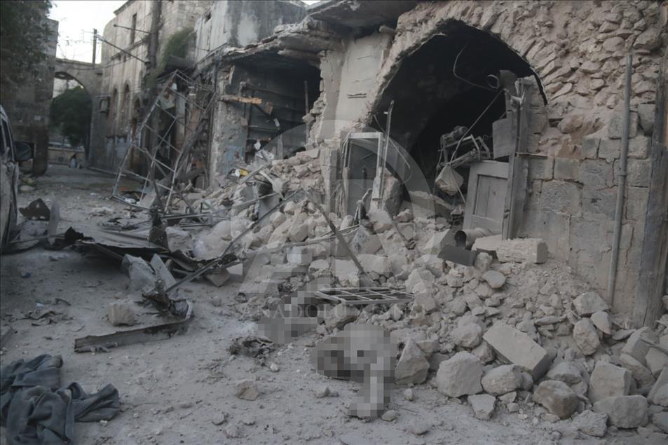 Жертвами авианалета в Алеппо стали жители, стоявшие в очереди за хлебом