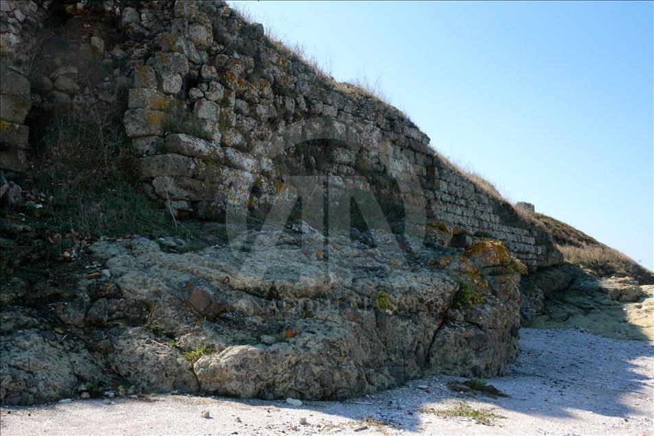 Tarihi "Kefken Adası" turizme açılmayı bekliyor