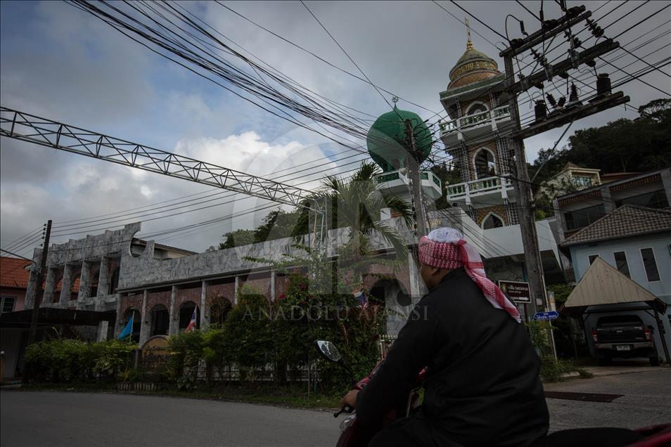 Muslim community grows in the southern island of Phuket