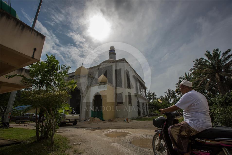 Muslim community grows in the southern island of Phuket
