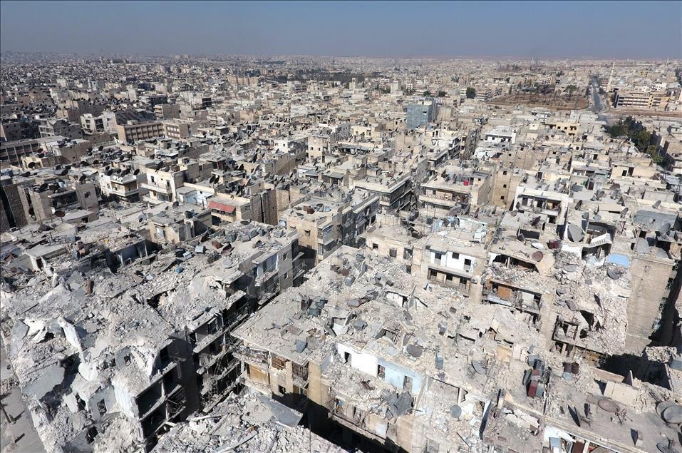 AA ekibi, harabeye dönen Halep'i havadan görüntüledi