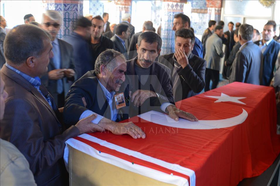 Van'daki AK Parti ilçe başkan yardımcısına terör saldırısı