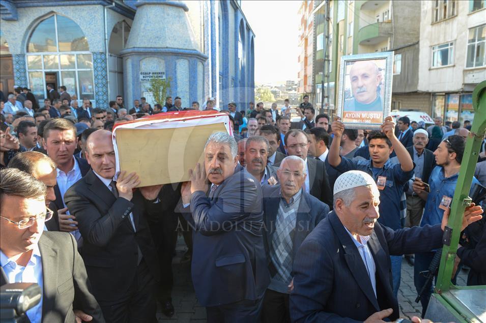 Van'daki AK Parti ilçe başkan yardımcısına terör saldırısı